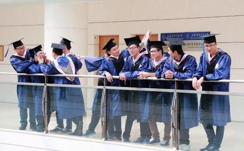 大专可以报在职研究生吗 广工招生简章