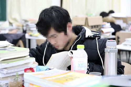 虽然我只是高中学历,但我的员工基本全是大学毕业生