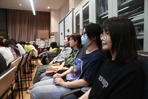 我校研究生积极参与2021国际设计教育学者大会